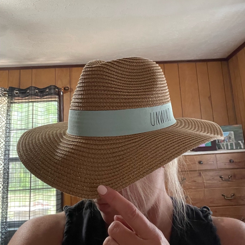 Straw Hat - image 2